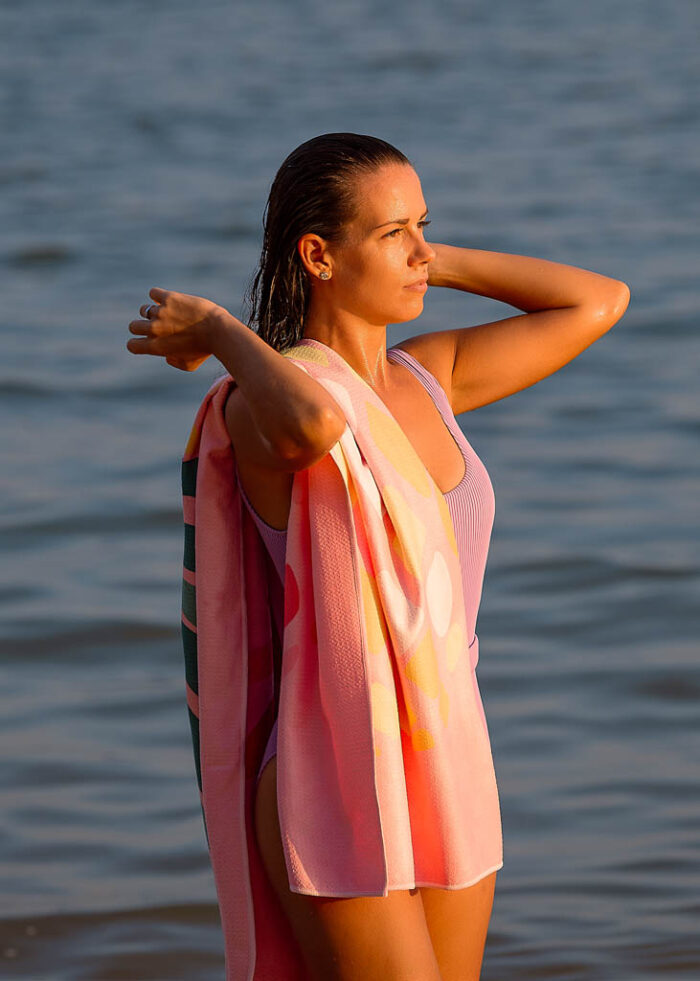 NAYAVITA reisen wandern picknicken camping strand Handtuch ANANAS ROSA und Dominika